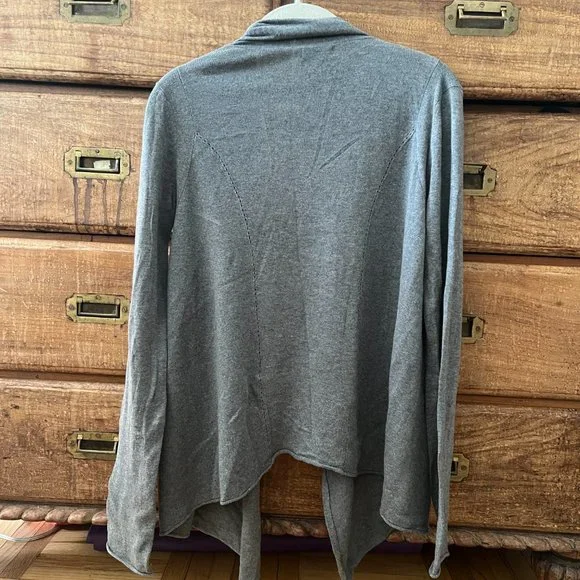 Express Cardigan - Picture 2 of 3